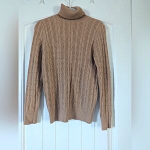 Knit turtle neck sweater